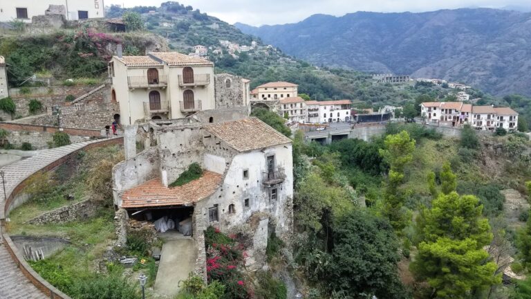 Overview of Savoca Sicily
