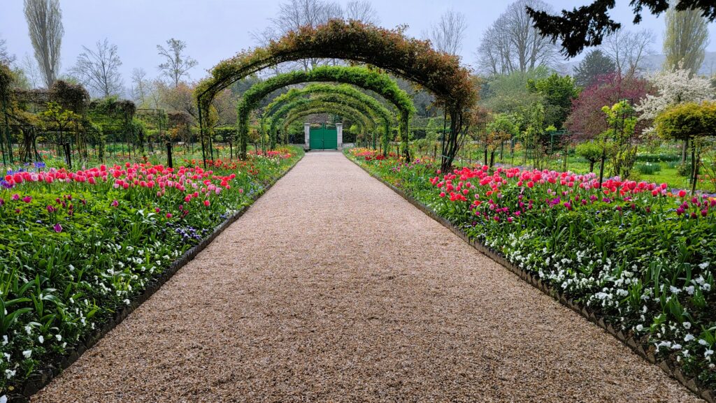 Monet’s Giverny ~ Like Stepping into One of His Paintings! 26 Giverny Arbor