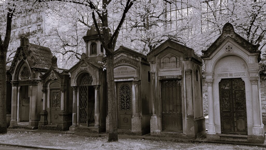 Paris Catacombs ~ Where Locals Are Dead Serious About History! 2 Montparnasse Cemetery