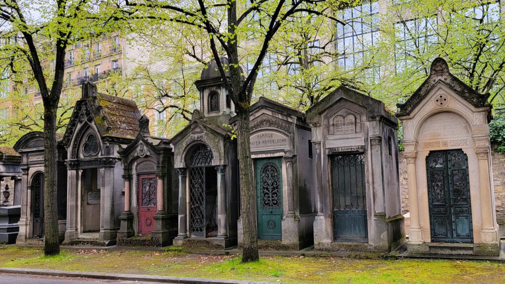 Paris Catacombs ~ Where Locals Are Dead Serious About History! 20 Montparnasse Cemetery Crypts